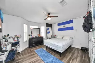 9011 S Ferndale Pl Dr, Houston, TX 77064 - Photo 35