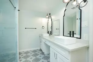 11014 Wickersham Ln, Houston, TX 77042 - Photo 37