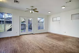 1436 Dorothy St, Houston, TX 77008 - Photo 13