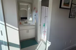 4610 Center St, Houston, TX 77007 - Photo 25