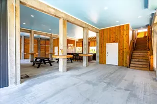 342 Atkinson St, Crystal Beach, TX 77650 - Photo 19