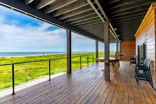 342 Atkinson St, Crystal Beach, TX 77650 - Photo 43
