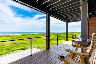 342 Atkinson St, Crystal Beach, TX 77650 - Photo 41