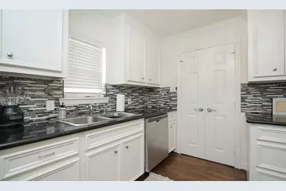 4331 Marina Street #B, Houston, TX 77007 - Photo 13