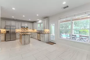 7 Stickley Ct, The Woodlands, TX 77382 - Photo 13