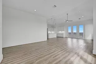1627 Bay Pointe Dr, Galveston, TX 77554 - Photo 13