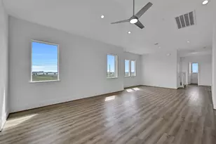 1627 Bay Pointe Dr, Galveston, TX 77554 - Photo 19