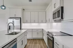 1627 Bay Pointe Dr, Galveston, TX 77554 - Photo 25