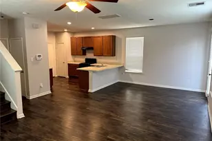 19022 Bee Line Ct, Houston, TX 77073 - Photo 9