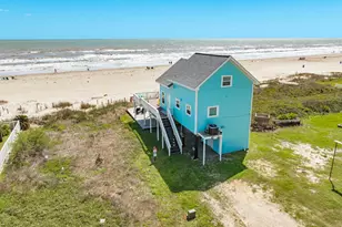 11215 Bernice Dr, Galveston, TX 77554 - Photo 5
