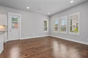 909 Oak St, Houston, TX 77018 - Photo 7