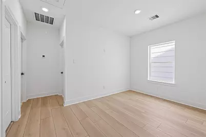 971 Highland Light Lane, Houston, TX 77091 - Photo 11