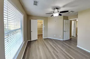 13118 Peppergate Ln, Houston, TX 77044 - Photo 17