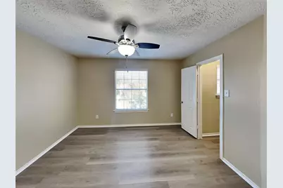 13118 Peppergate Lane, Houston, TX 77044 - Photo 19