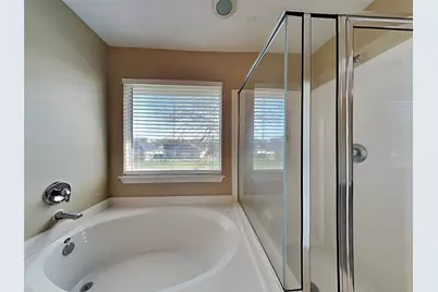 13118 Peppergate Lane, Houston, TX 77044 - Photo 11