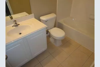 13118 Peppergate Lane, Houston, TX 77044 - Photo 9