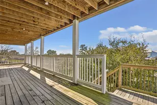 205 Rue Orleans St, Baytown, TX 77520 - Photo 23