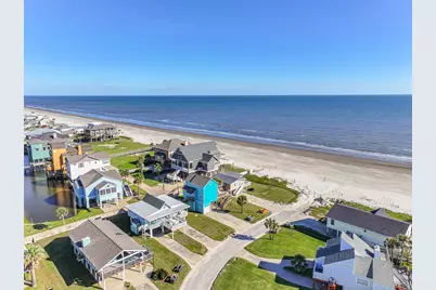 16904 Beachcomber Drive, Galveston, TX 77554 - Photo 29