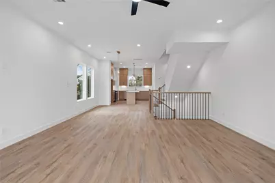 826 Curtin Street #D, Houston, TX 77018 - Photo 11