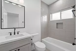 826 Curtin St, Houston, TX 77018 - Photo 9