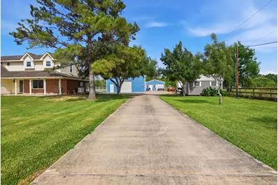 3625 County Road 36, Angleton, TX 77515 - Photo 19