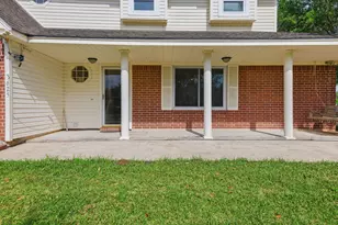 3625 County Rd 36, Angleton, TX 77515 - Photo 17