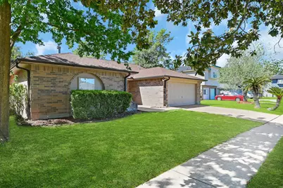 2910 Norwich Street, Pearland, TX 77584 - Photo 3
