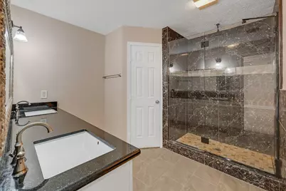 2910 Norwich Street, Pearland, TX 77584 - Photo 19