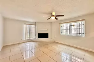 8610 Valley Meadow Dr, Houston, TX 77078 - Photo 3