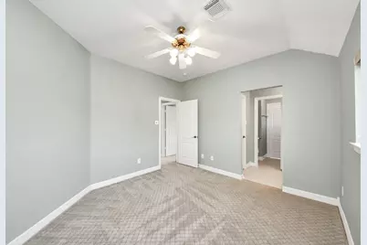 5410 Deerbourne Chase Drive, Sugar Land, TX 77479 - Photo 37