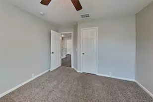 4714 Pin Oak Creek Ln, Houston, TX 77345 - Photo 9