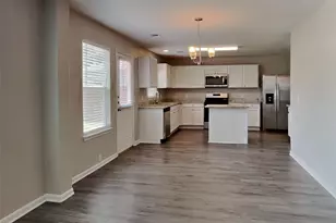 4714 Pin Oak Creek Ln, Houston, TX 77345 - Photo 5
