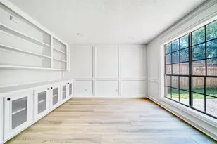 8006 Albin Ln, Houston, TX 77071 - Photo 17