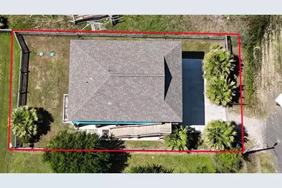1970 Avenue B, Crystal Beach, TX 77650 - Photo 7