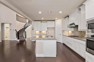 35 N Wheatleigh Dr, Tomball, TX 77375 - Photo 19