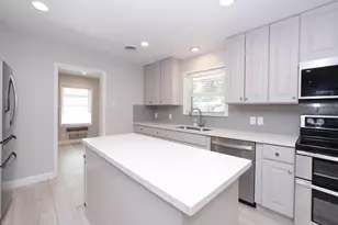 7713 Valley View Ln, Houston, TX 77074 - Photo 19