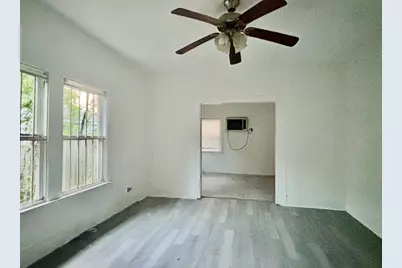 6124 Goforth Street, Houston, TX 77021 - Photo 9