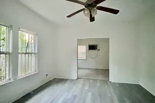 6124 Goforth St, Houston, TX 77021 - Photo 9