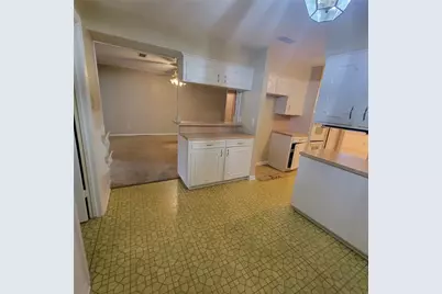 5718 Burlinghall Drive, Houston, TX 77035 - Photo 9