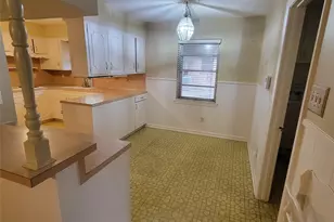 5718 Burlinghall Dr, Houston, TX 77035 - Photo 7