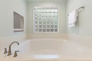 17706 Asphodel Ln, Spring, TX 77379 - Photo 9