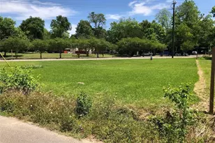 6660 Tuskegee St, Houston, TX 77091 - Photo 1