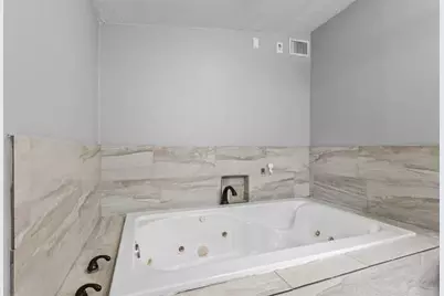 765 Sudduth, Bridge City, TX 77611 - Photo 19