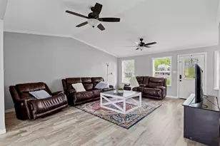 765 Sudduth, Bridge City, TX 77611 - Photo 5
