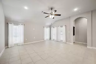 4812 La Piedra Ln, League City, TX 77573 - Photo 11