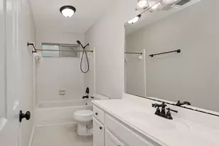 23 Lamps Glow Pl, The Woodlands, TX 77382 - Photo 13