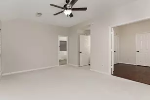 23 Lamps Glow Pl, The Woodlands, TX 77382 - Photo 15