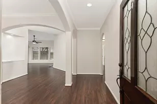 23 Lamps Glow Pl, The Woodlands, TX 77382 - Photo 3