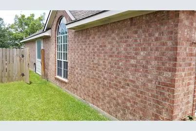 935 Rock Springs Drive, Richmond, TX 77469 - Photo 11