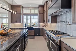 3835 Seabreeze Ln, Galveston, TX 77554 - Photo 39